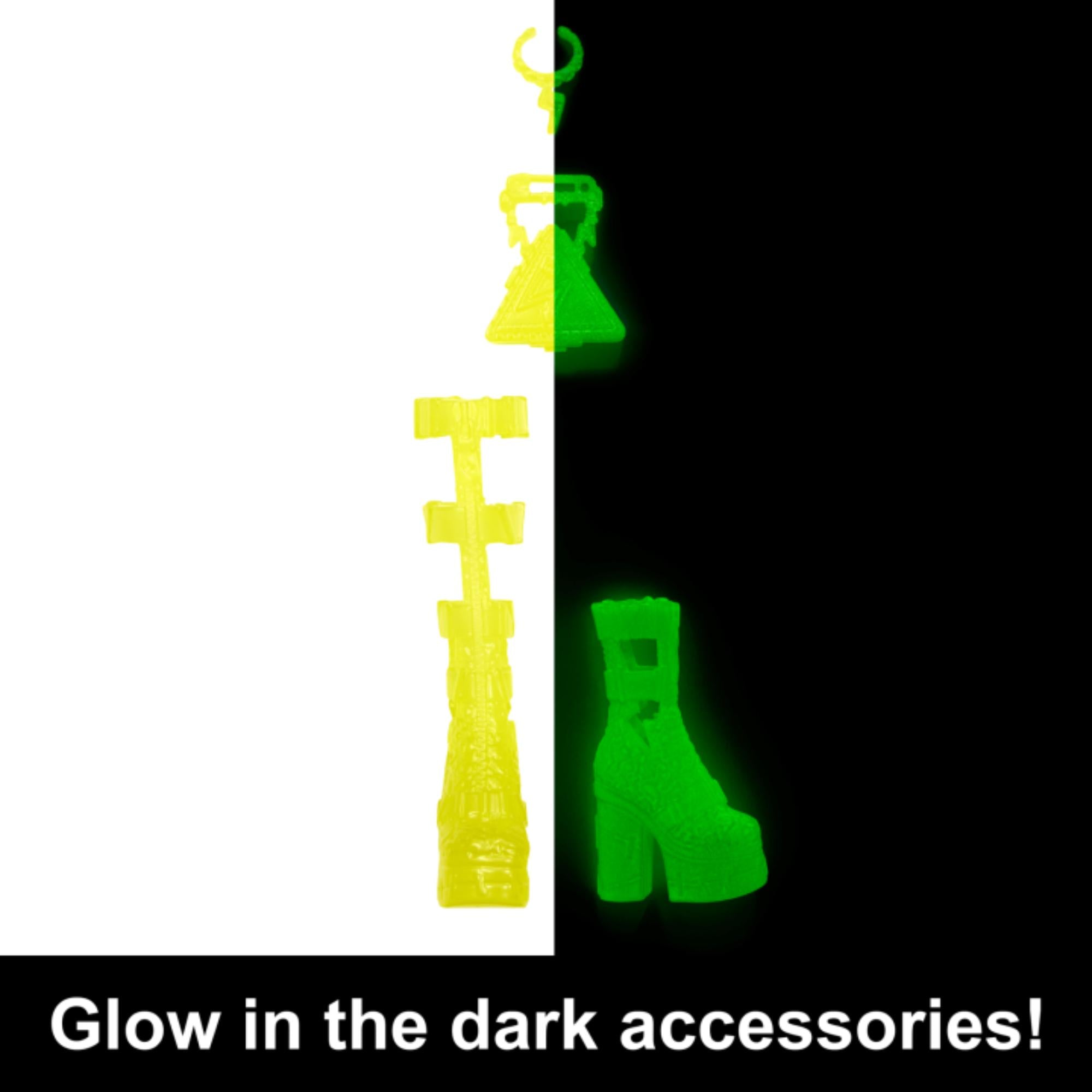 Monster High Skulltimate Secrets Neon Frights Fluorescent Frankie Doll Set