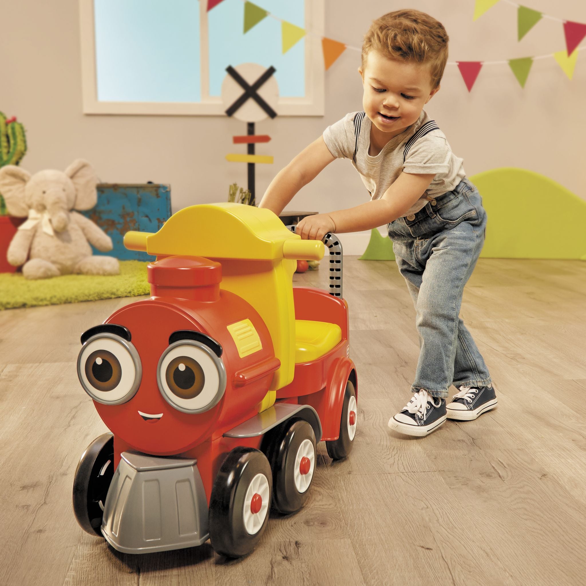Little Tikes Cozy Train Scoot: Fun Ride with Track for 1 - 5 Year - Olds