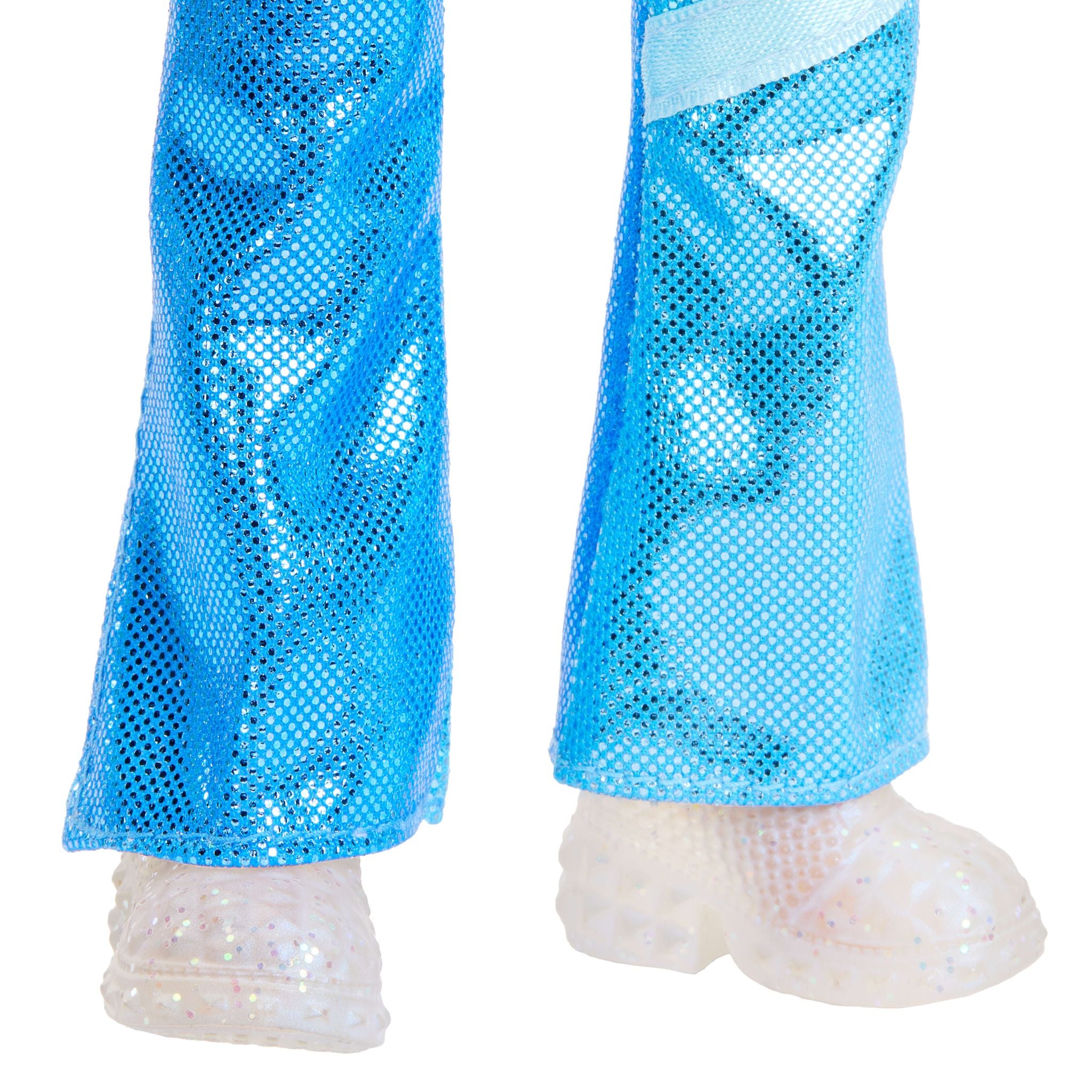 Disney Descendants: The Rise of Red - Fashionable Princess Chloe Charming Doll
