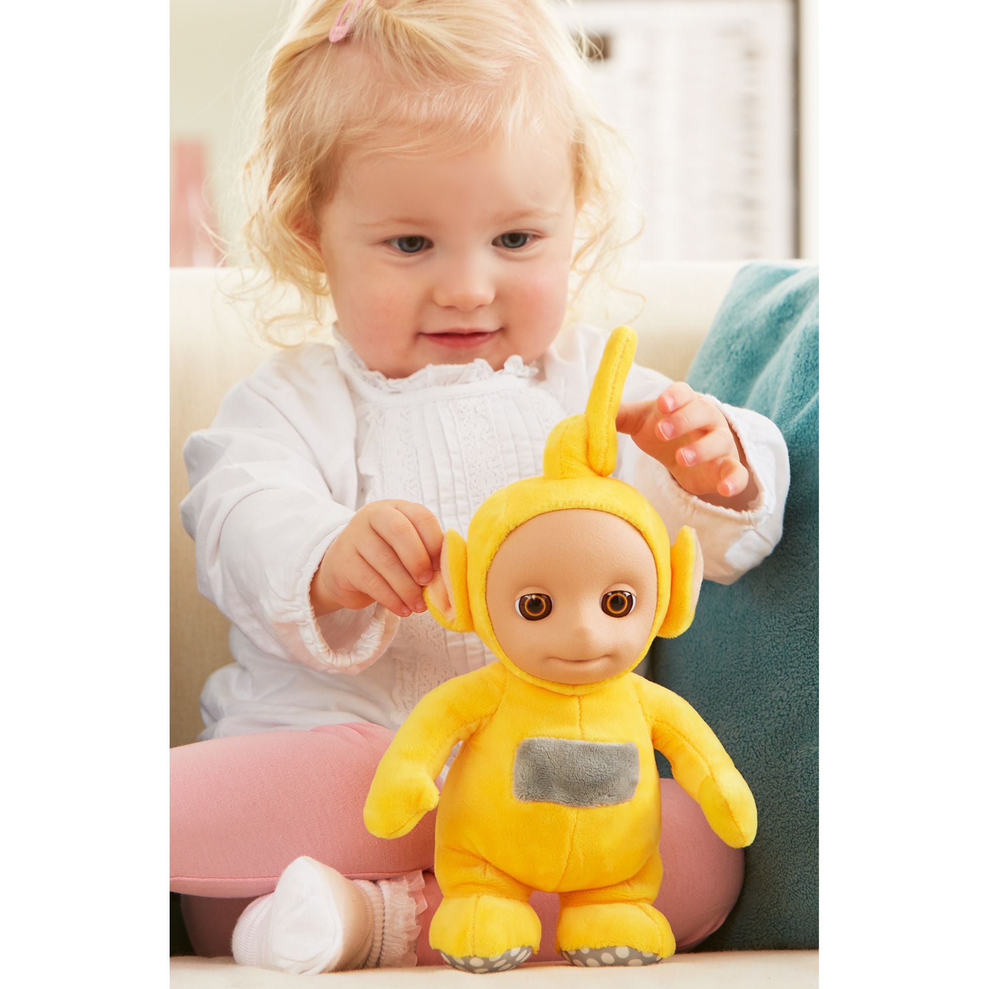 8-Inch Super Soft Talking Teletubbies Laa Laa Plush Toy
