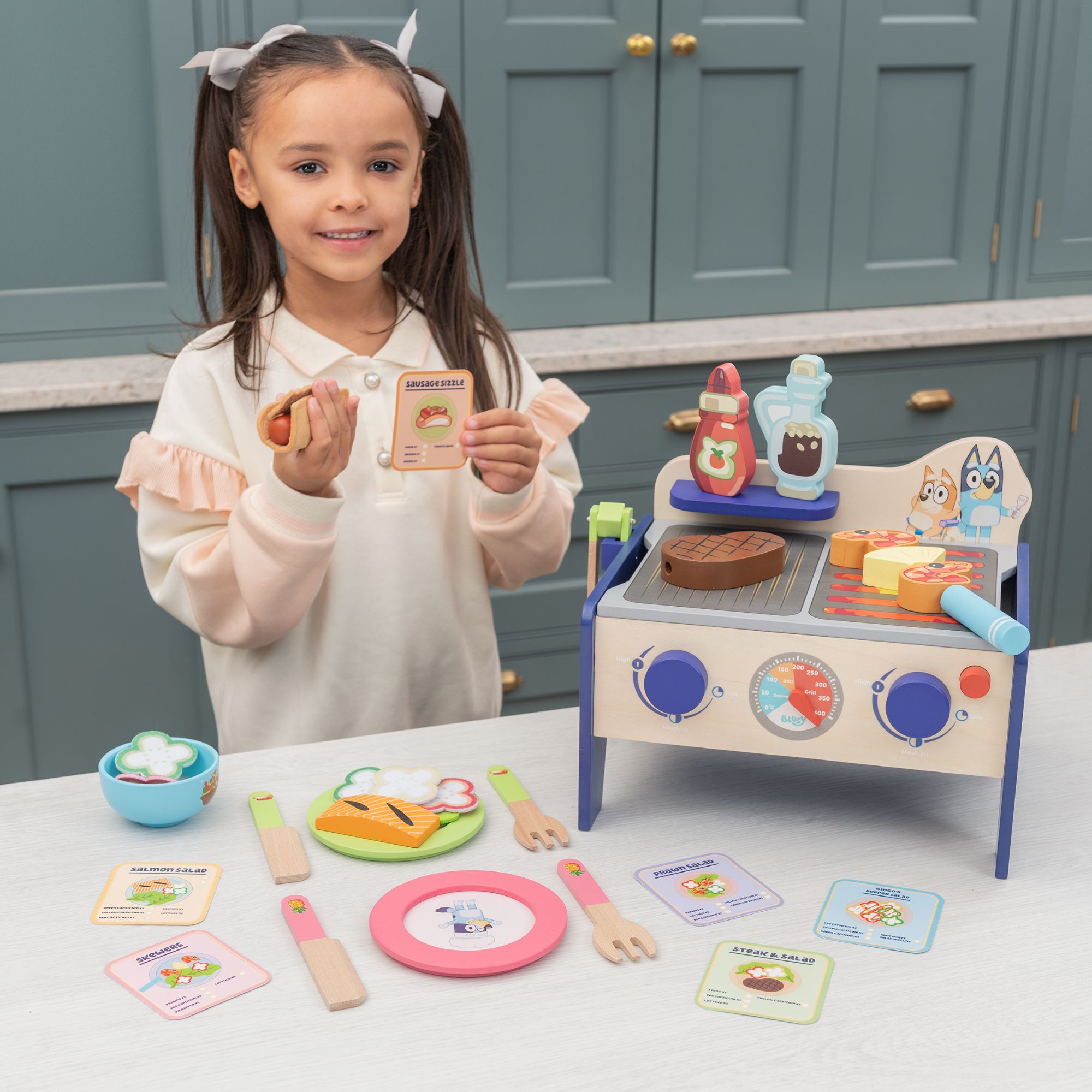 Hot Deal: Bluey's Wooden BBQ & Salad Pretend - Play Set
