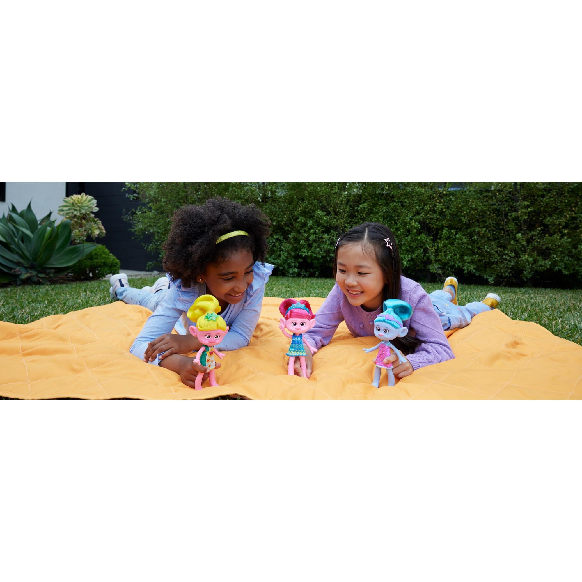 Hot! DreamWorks Trolls 3 Band Together Trendsettin' Viva Fashion Doll