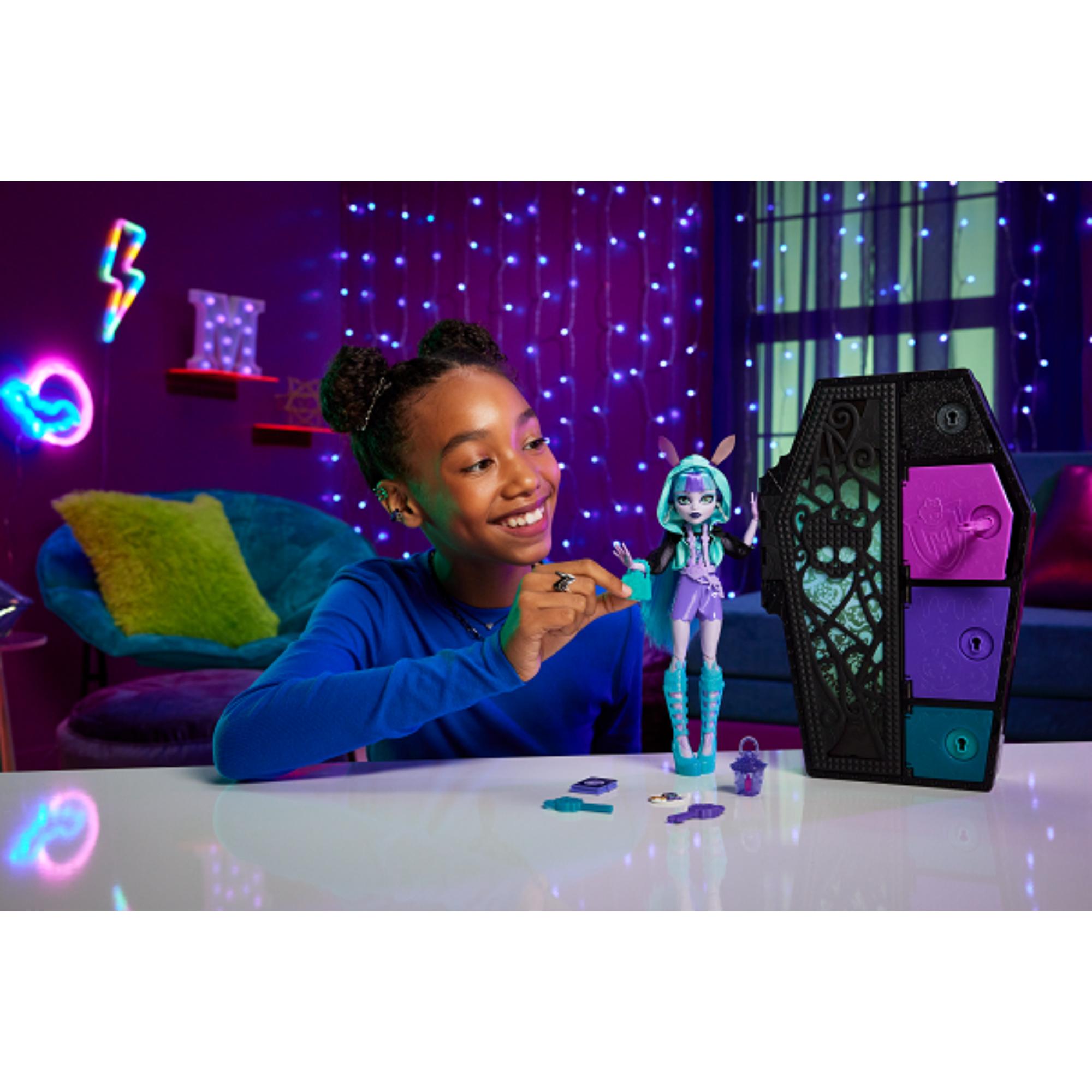 Hot Sale! Monster High Neon Frights Edition Skulltimate Secrets Collectible Doll - Twyla