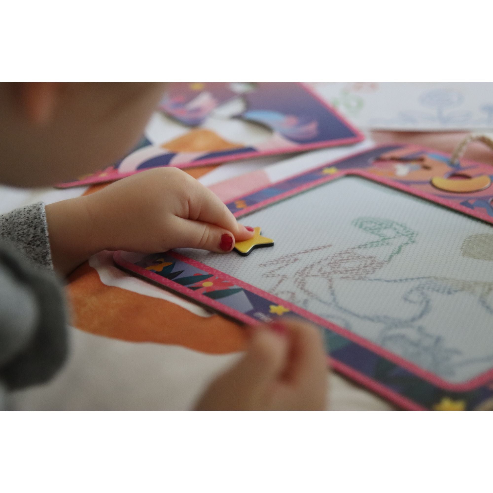 MierEdu Eco - Friendly Compact Magic Drawing Board for Unicorn Doodles, Age 3+