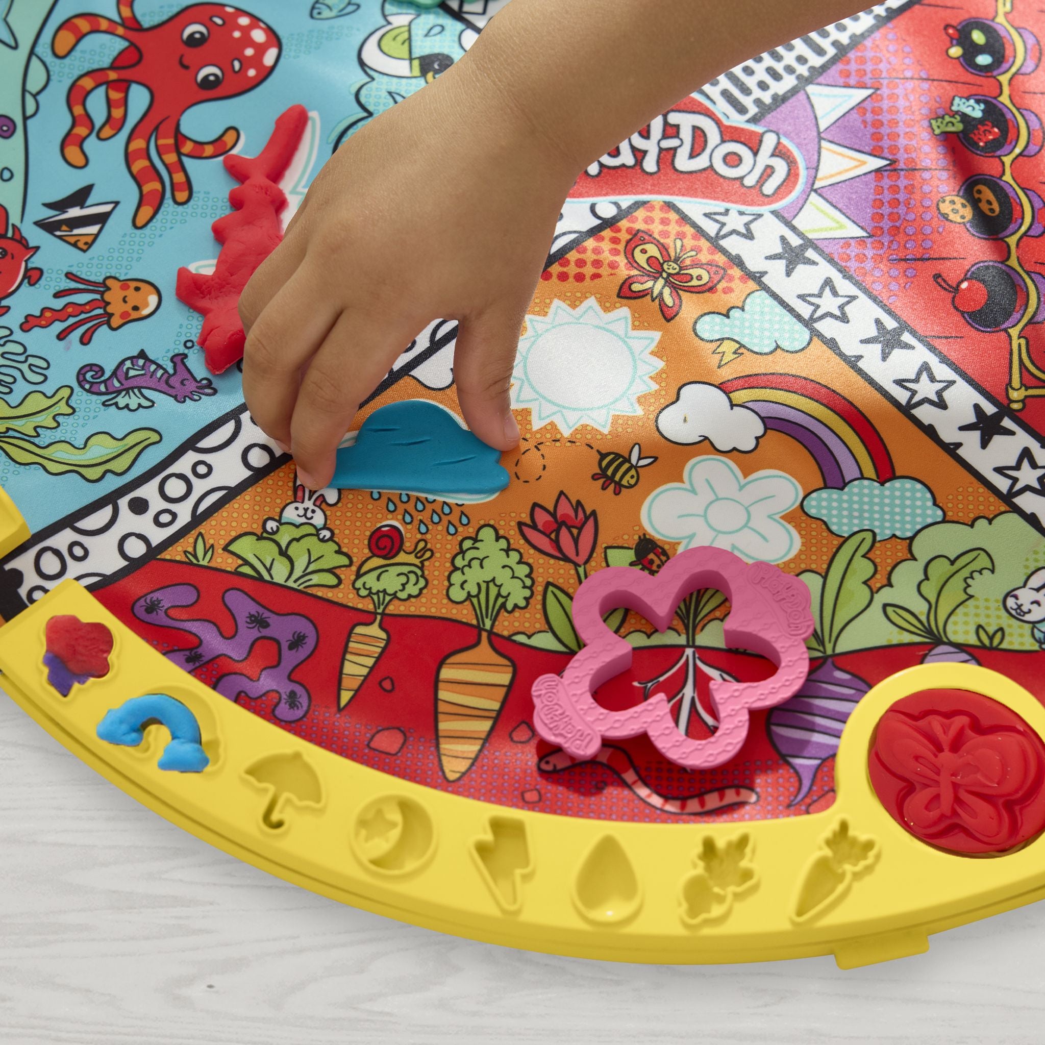 Hot Deal! Play-Doh Starters Foldable Playmat Set with 19 Tools for Kids 3+