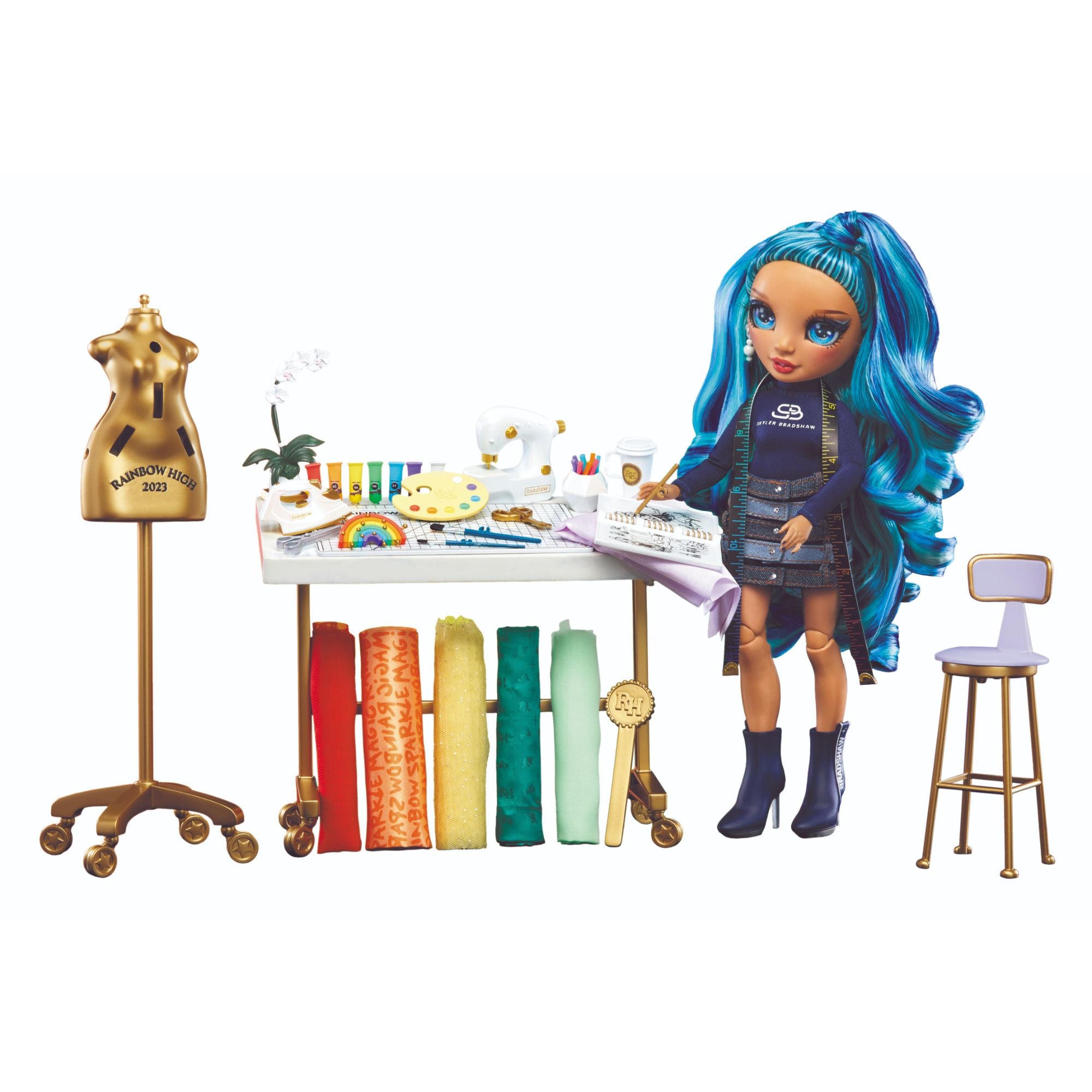 Rainbow High Dreamy Design Fashion Studio Playset with Exclusive Doll