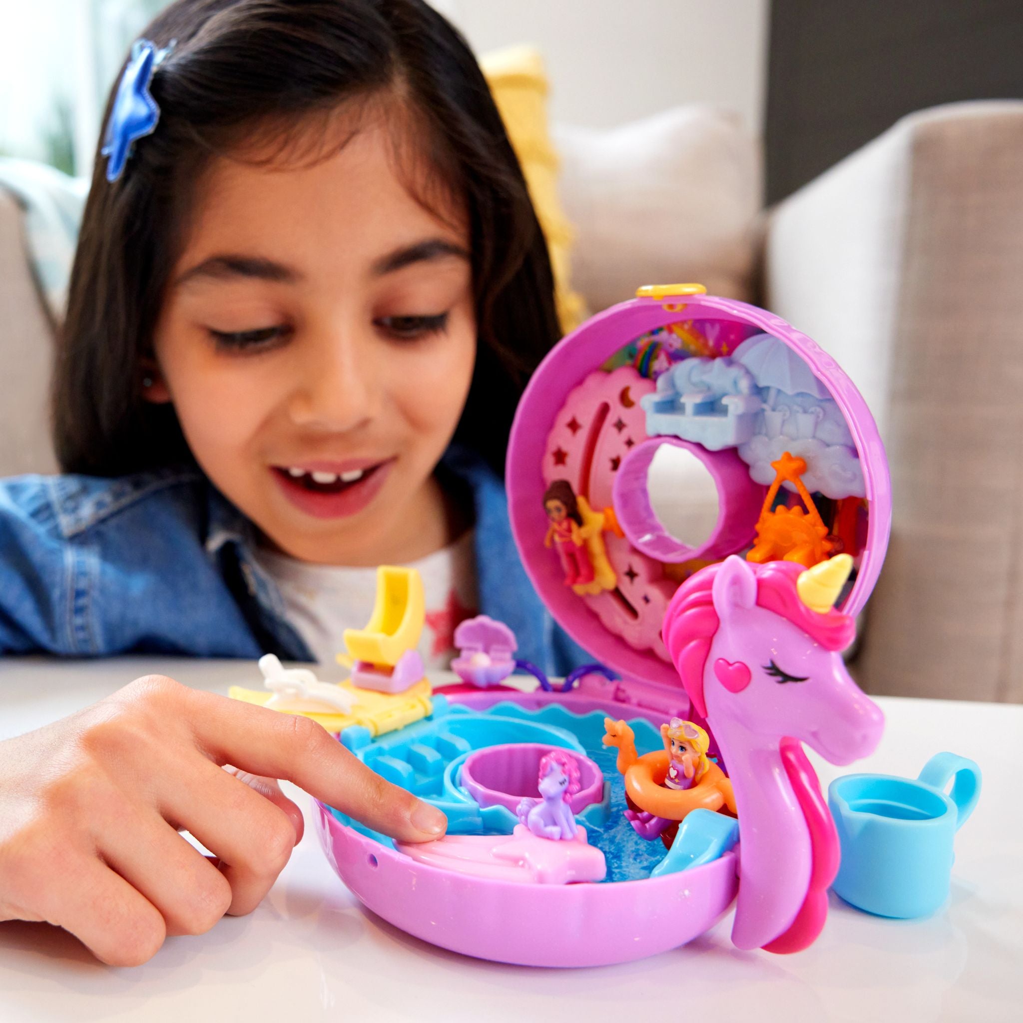 Polly Pocket Unicorn Floatie Big Pocket World Compact Toy