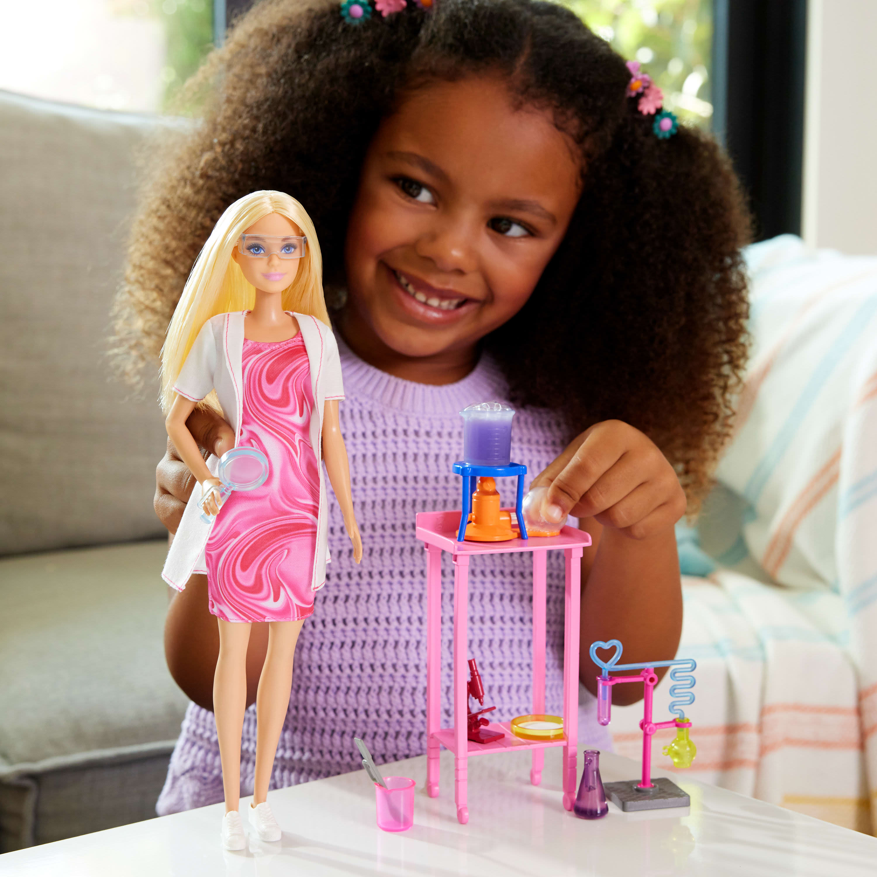Hot! Barbie Deluxe Scientist Career Doll for Kids' Endless Exploration