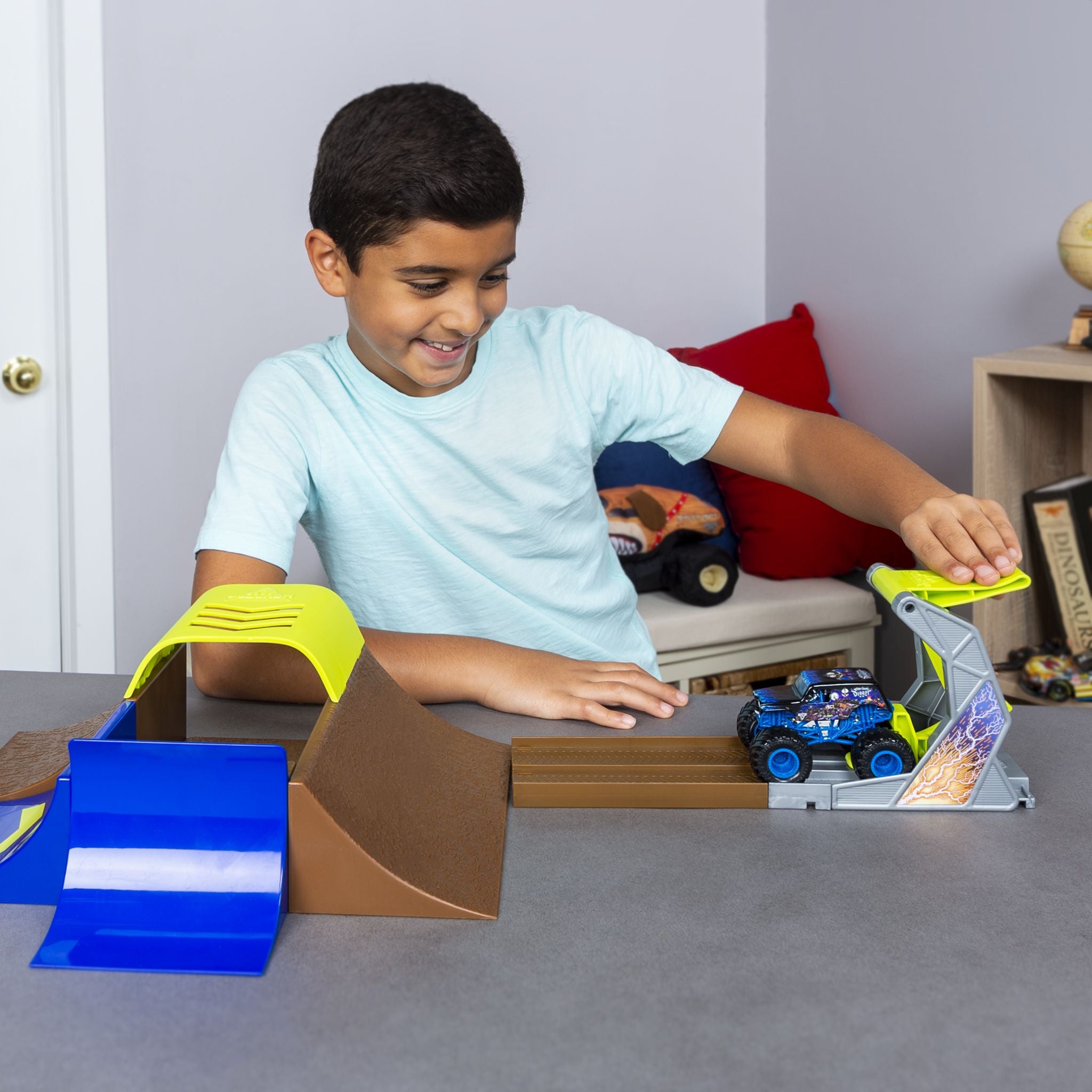 Hot Deal! Monster Jam Son-Uva Digger Champ Ramp Freestyle Monster Truck Playset