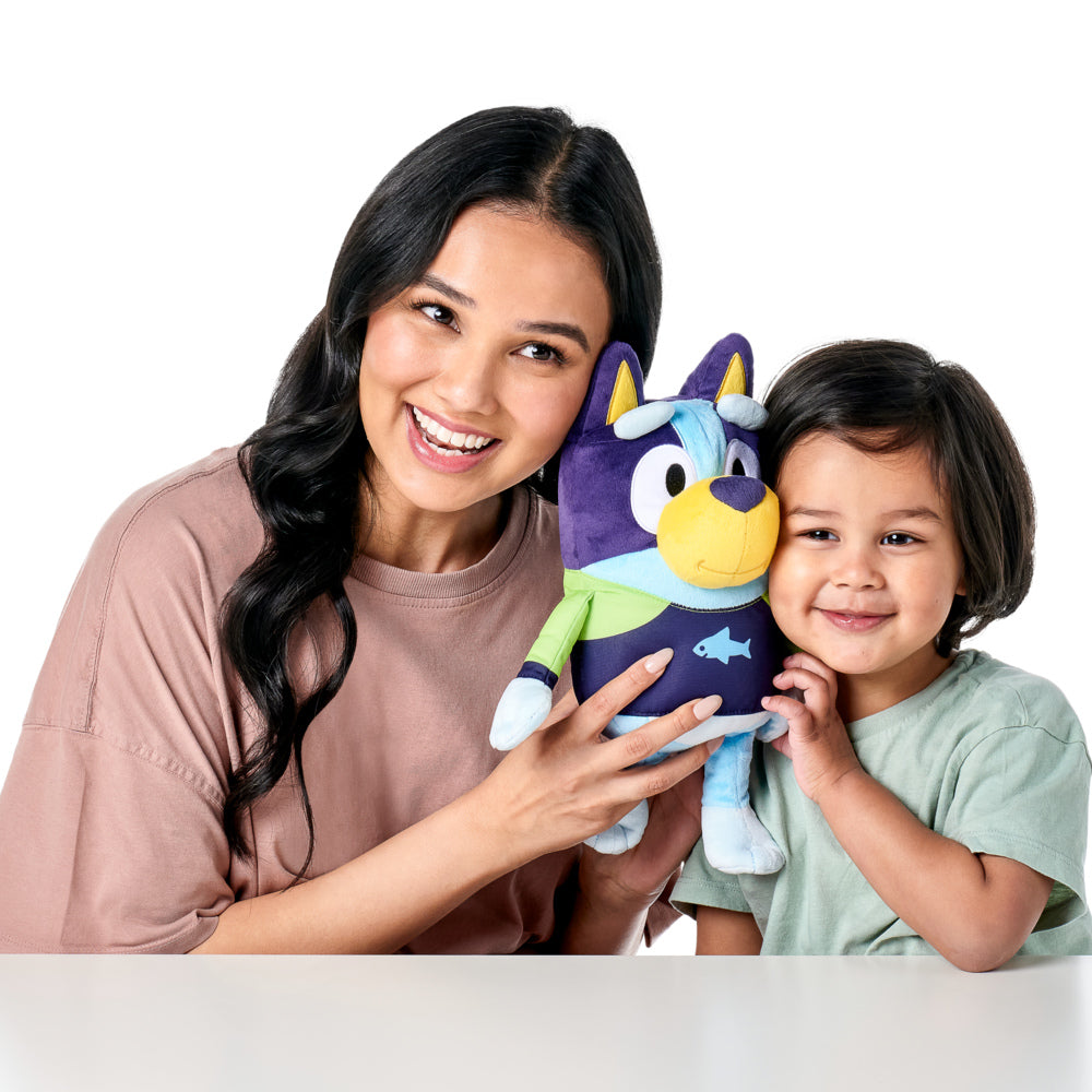 Bluey Beach S9 Talking Plush - Fun Sound Effects
