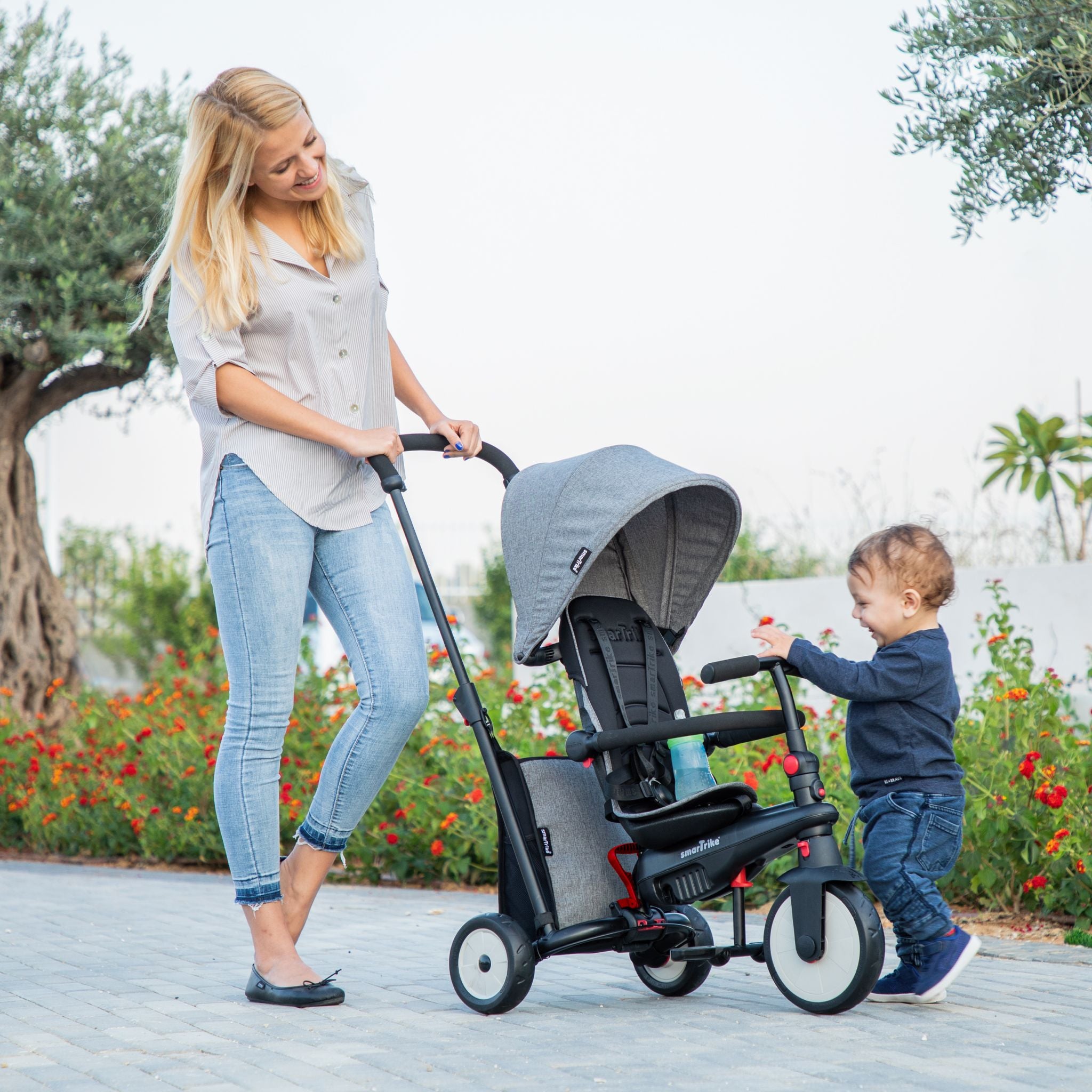 Grey SmarTrike Str3 5-in-1 Convertible Stroller Trike