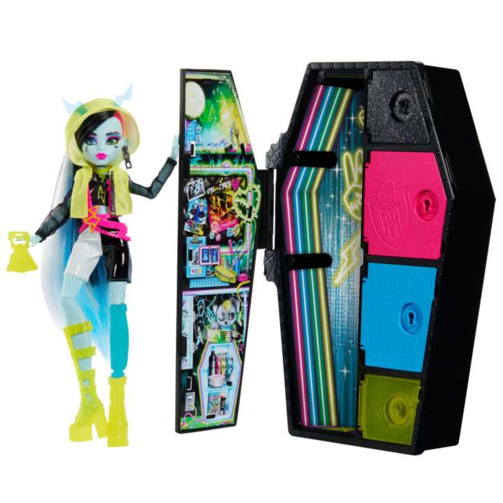 Monster High Skulltimate Secrets Neon Frights Fluorescent Frankie Doll Set