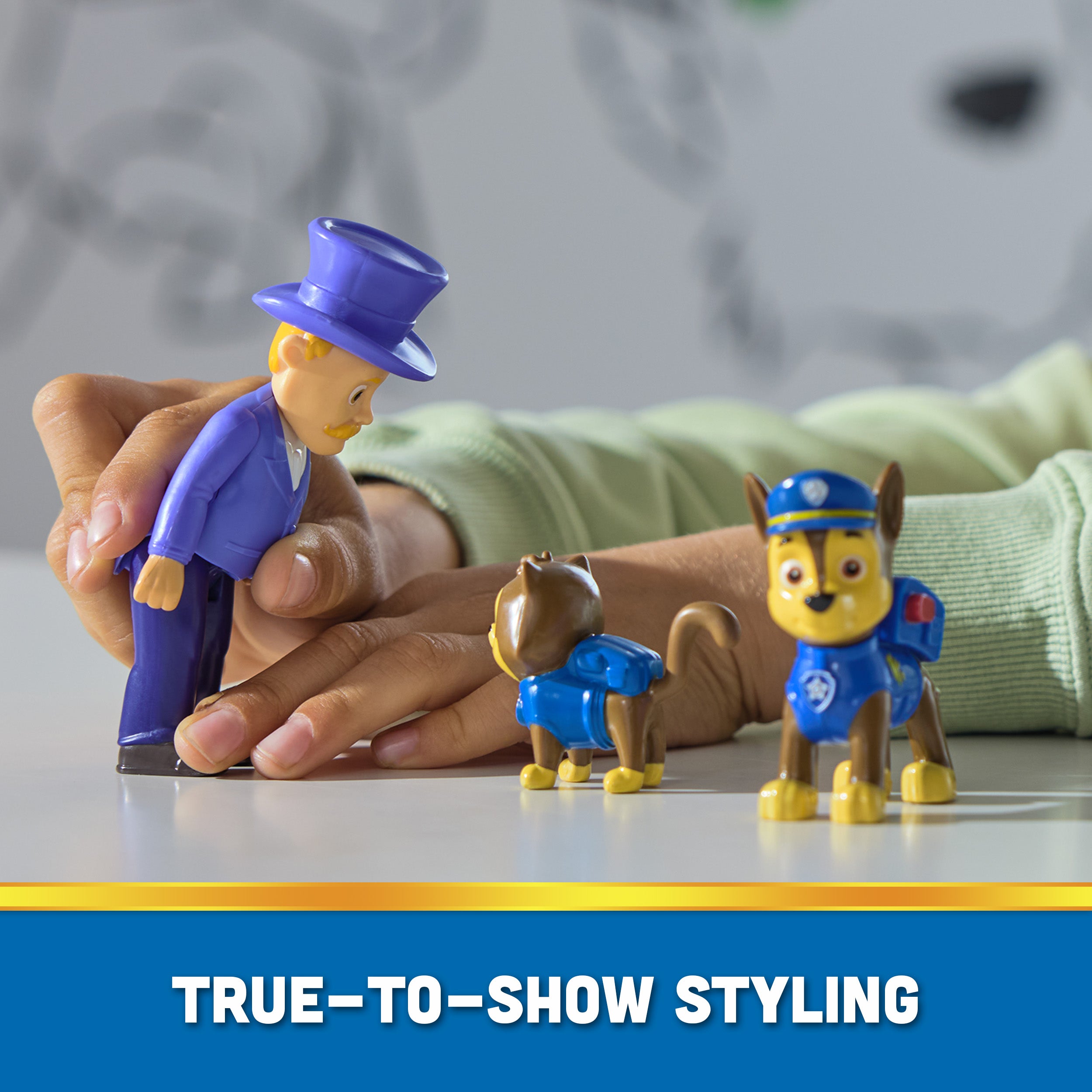 Hot Sale! PAW Patrol Action Figures: Chase, Mayor Humdinger & Cat Chase for Kids' Imaginative Play