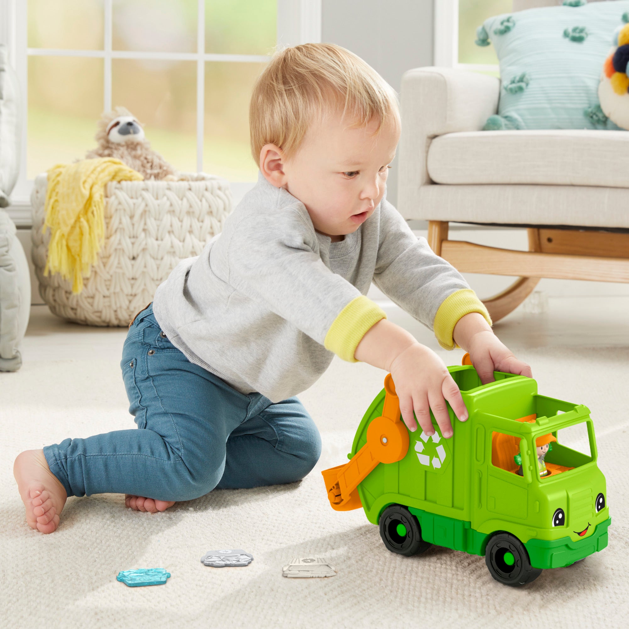 Fisher-Price Little People Big Recycling Truck - Fun for Toddlers