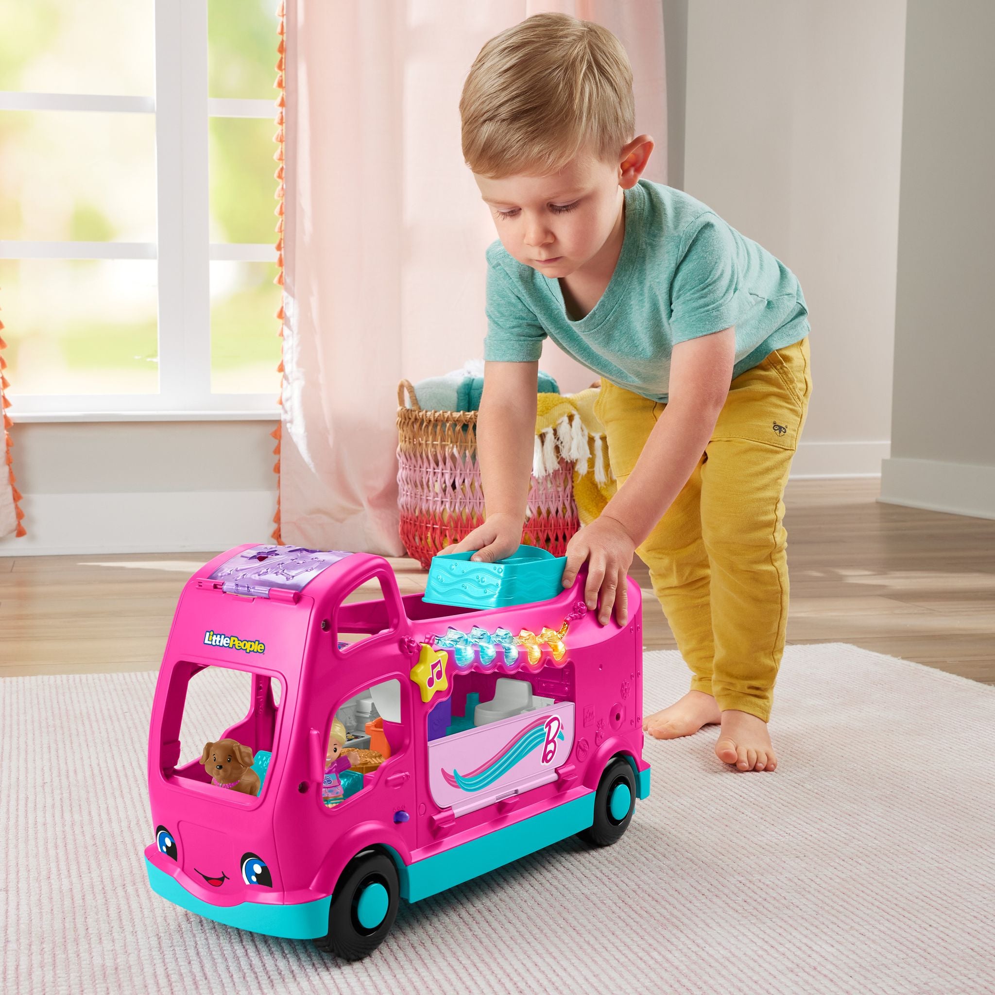 Fisher-Price Little People's Adorable Barbie Little Dream Push - Along Camper Playset
