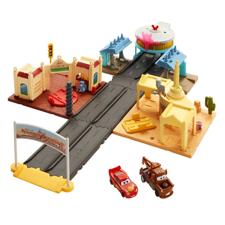 Hot! Disney Pixar Cars On The Road Radiator Springs Tour Playset
