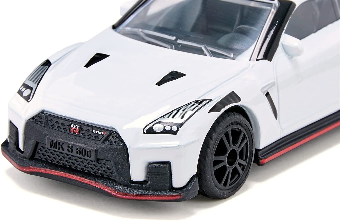 Hot Deal: Siku 1579 Nissan GT-R Nismo (R35) Model