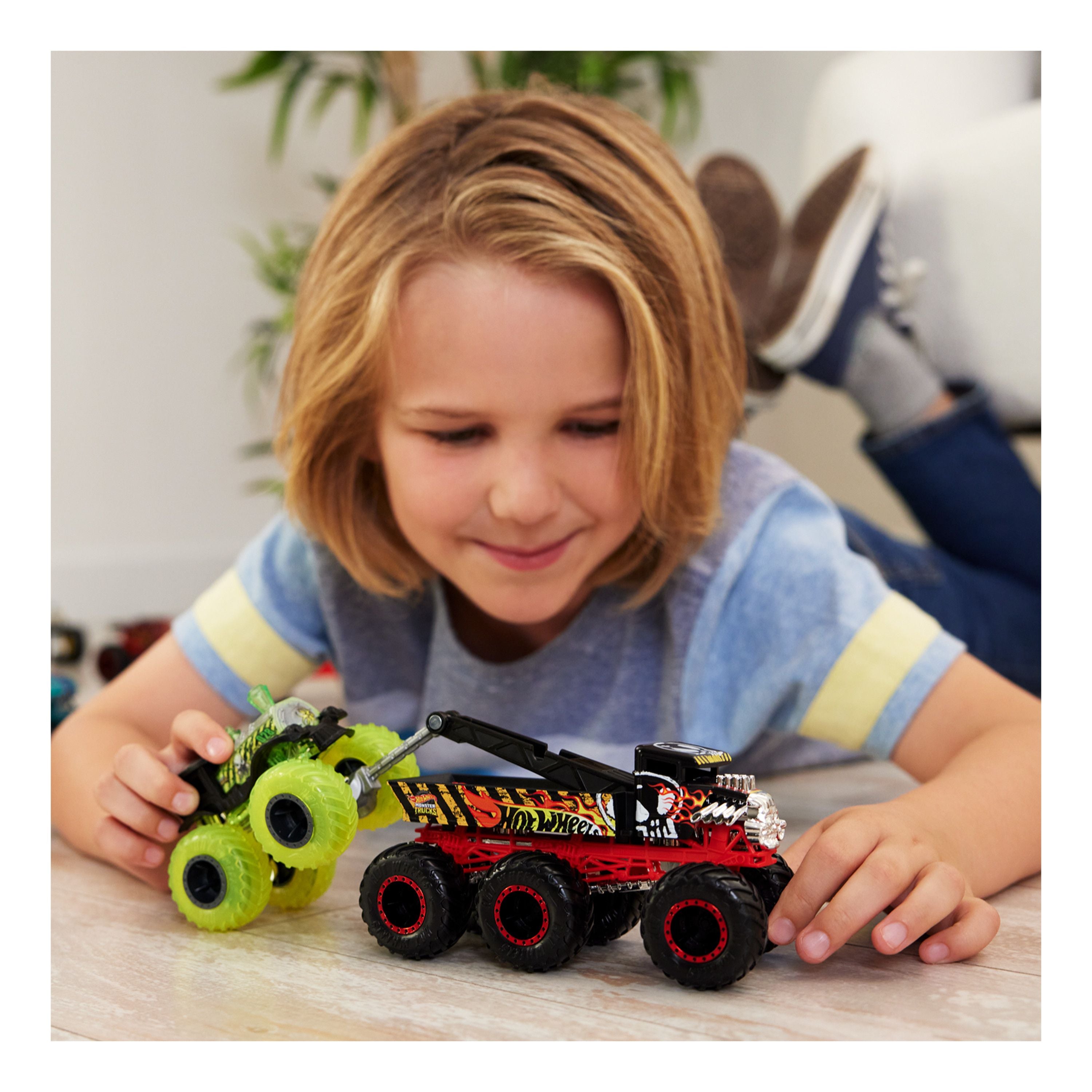 Hot Wheels Assorted Styles 1:64 Scale Monster Trucks Big Rigs