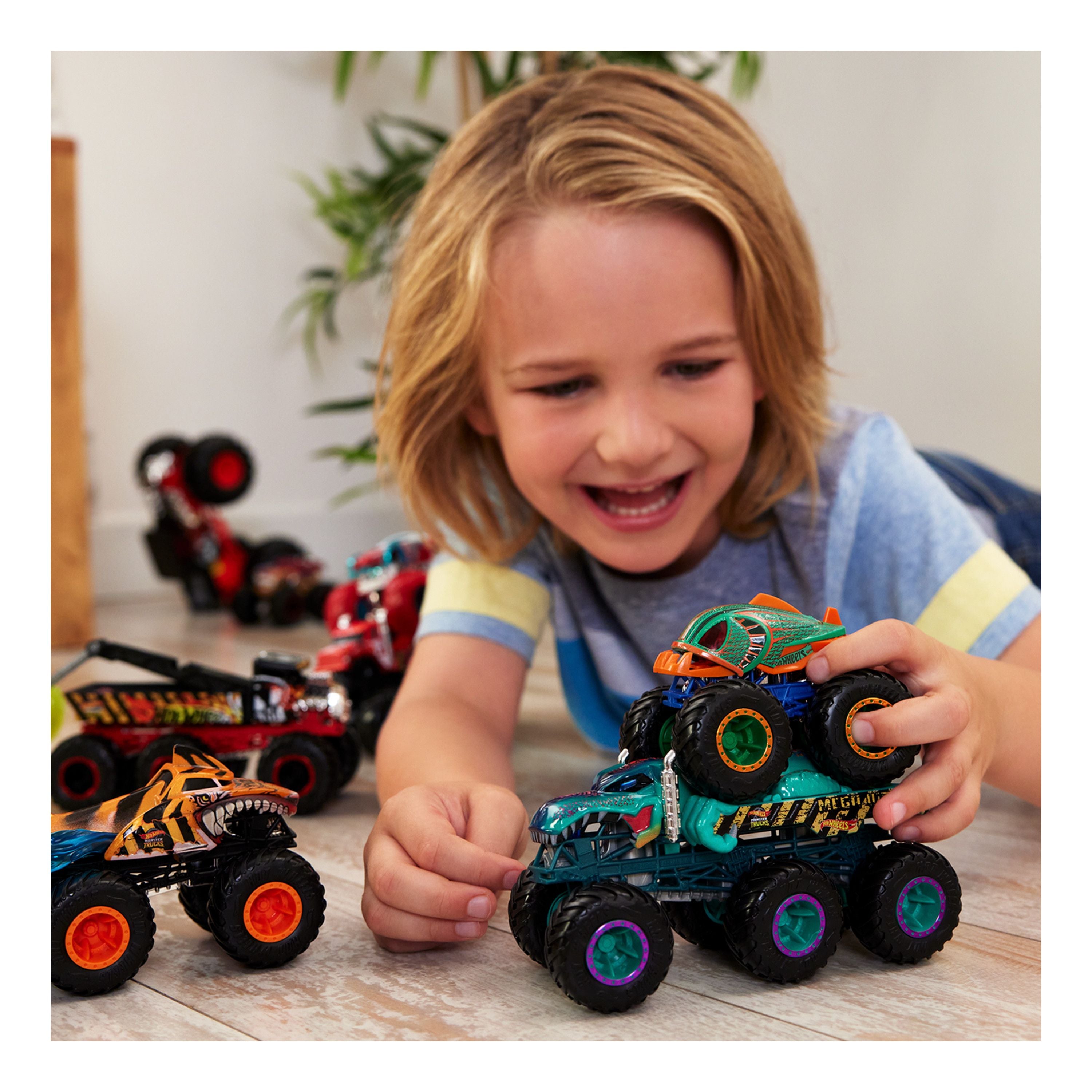 Hot Wheels Assorted Styles 1:64 Scale Monster Trucks Big Rigs