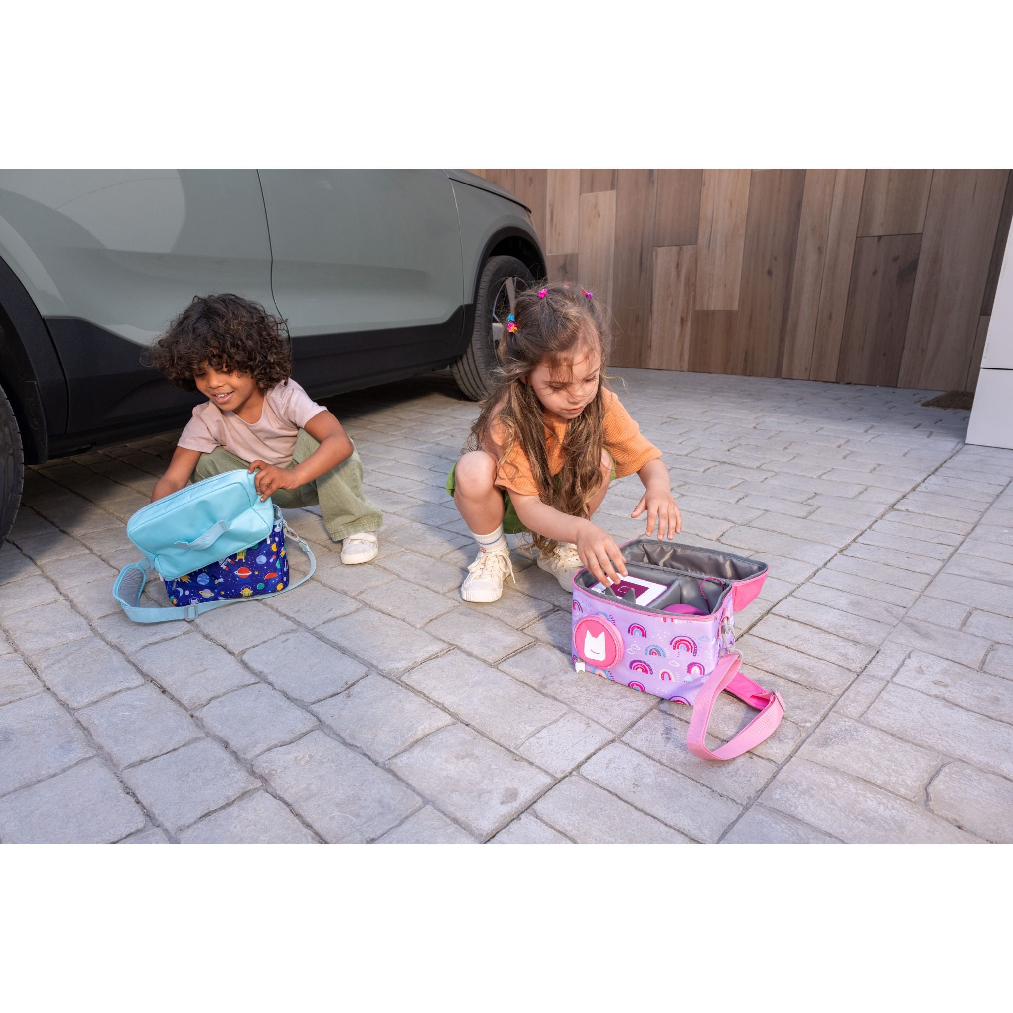 Tonies Blue Listen & Go Bag - Ideal for On-the-Go Listening