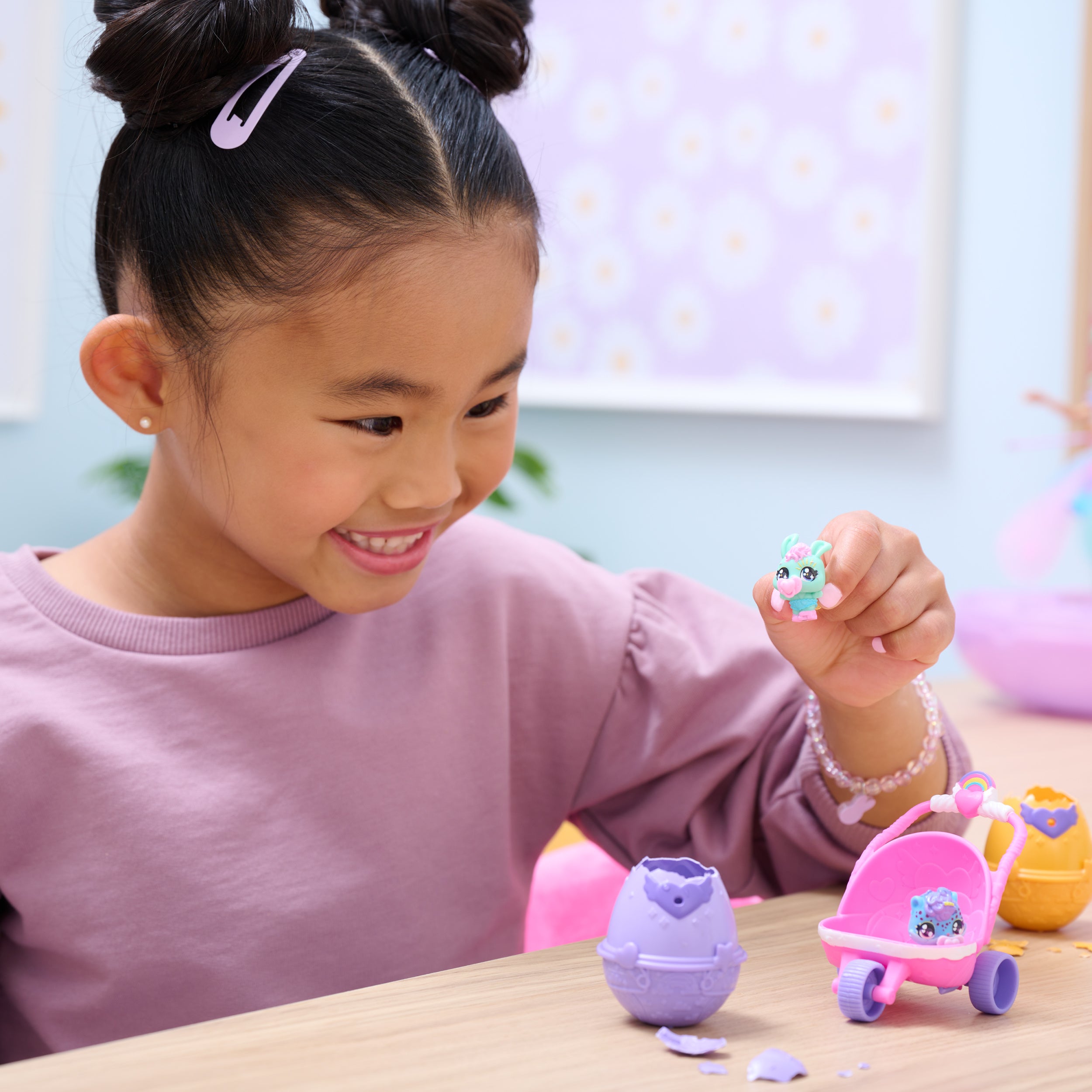 Hatchimals Water Hatch: Strollin' Surprise Egg Toys for 3+ Kids