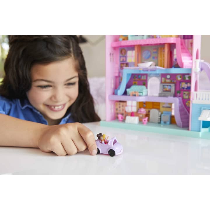 Polly Pocket's Magical Pajama Party Sleepover Adventure Playset