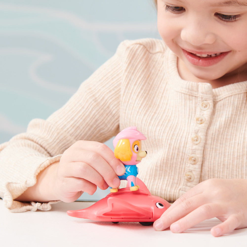 PAW Patrol Aqua Pups: Skye in Wetsuit with Manta Ray Action Set