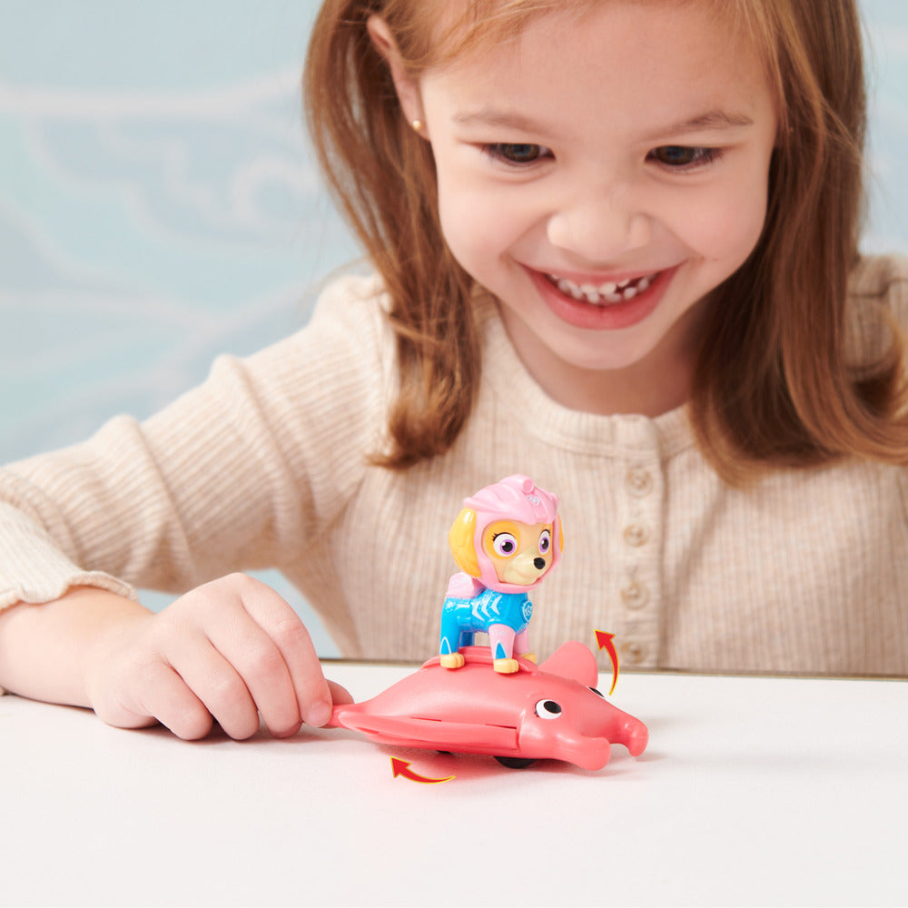 PAW Patrol Aqua Pups: Skye in Wetsuit with Manta Ray Action Set