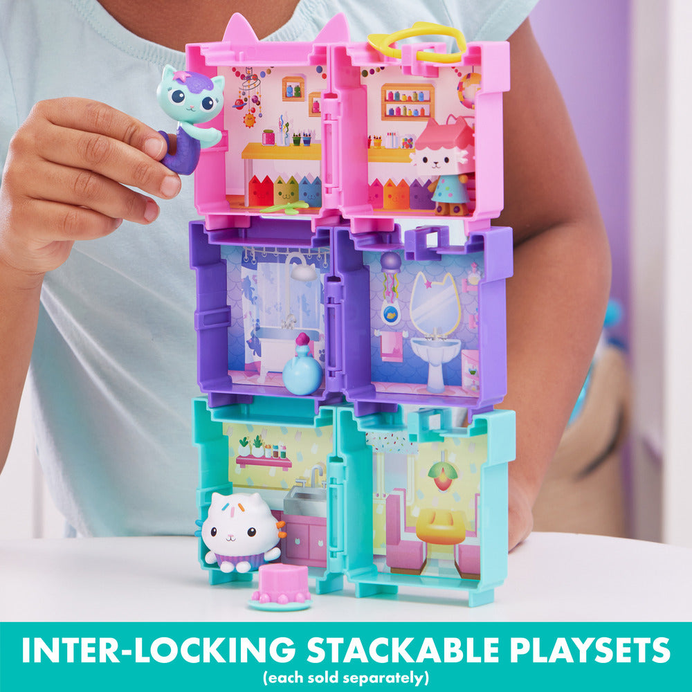 Gabby's Dollhouse Clip-On Playset: Cakey - Portable Fun!