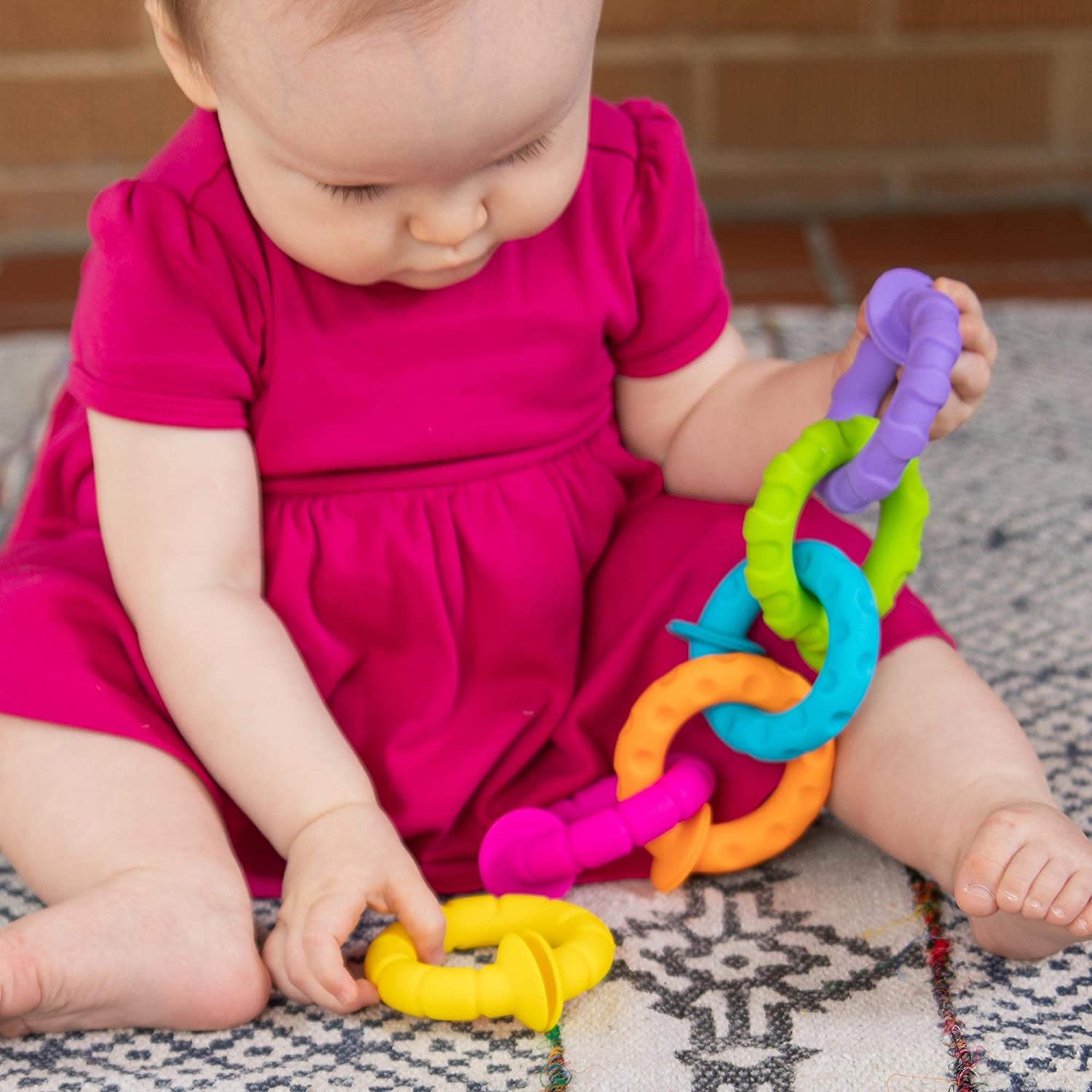 Amazing Fat Brain Toys Pipsquigz Ringlets - Set of 6 Colorful Silicone Rings for Sensory Fun