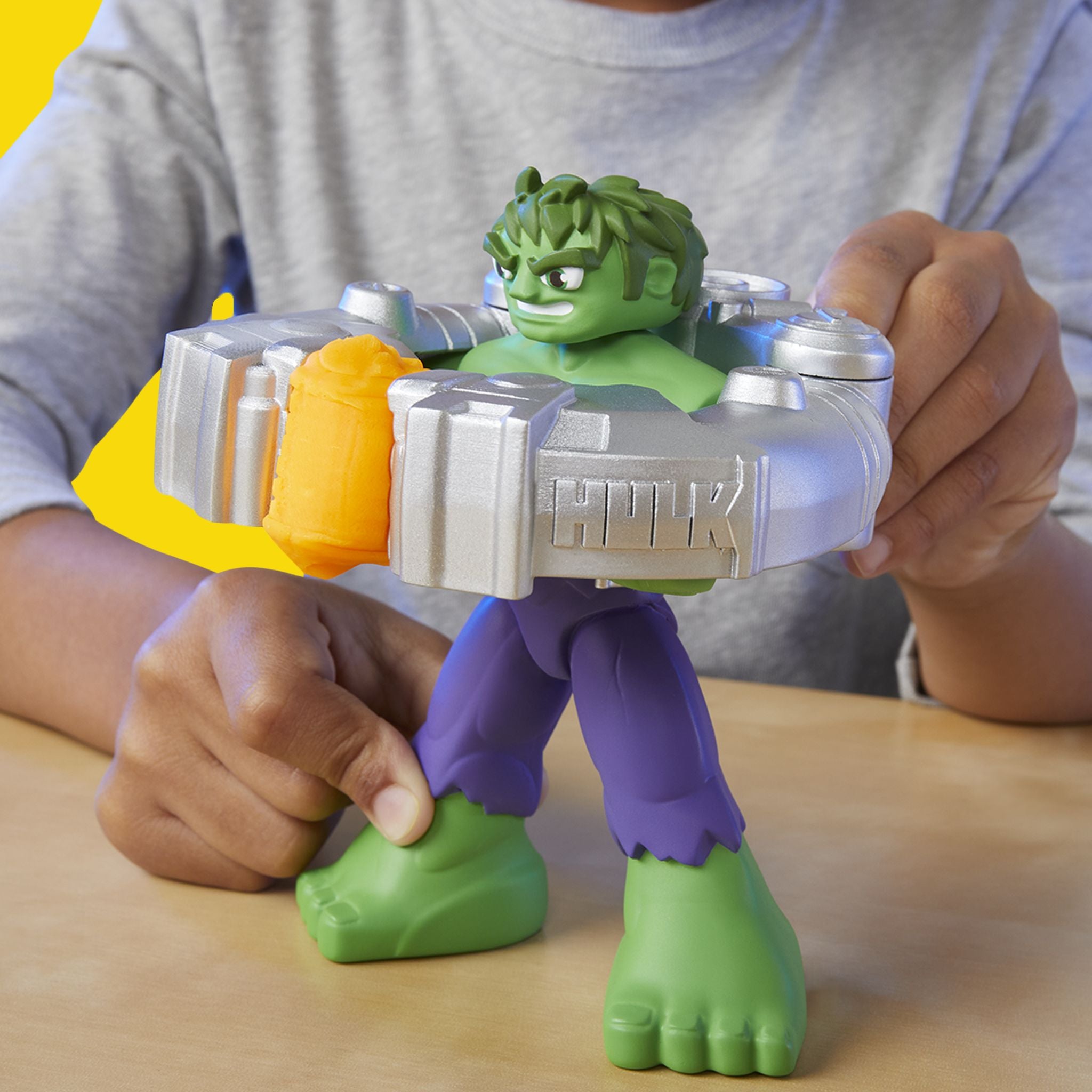 Play - Doh Hulk Super Smash and Squish Toy Set