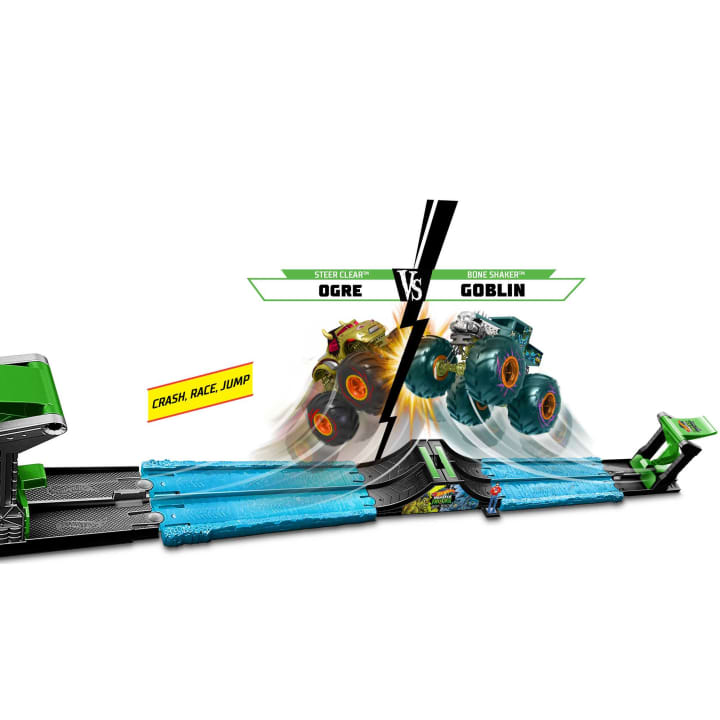 Hot Wheels Monster Trucks Roarin' Rumble Set - Great Gift for Kids