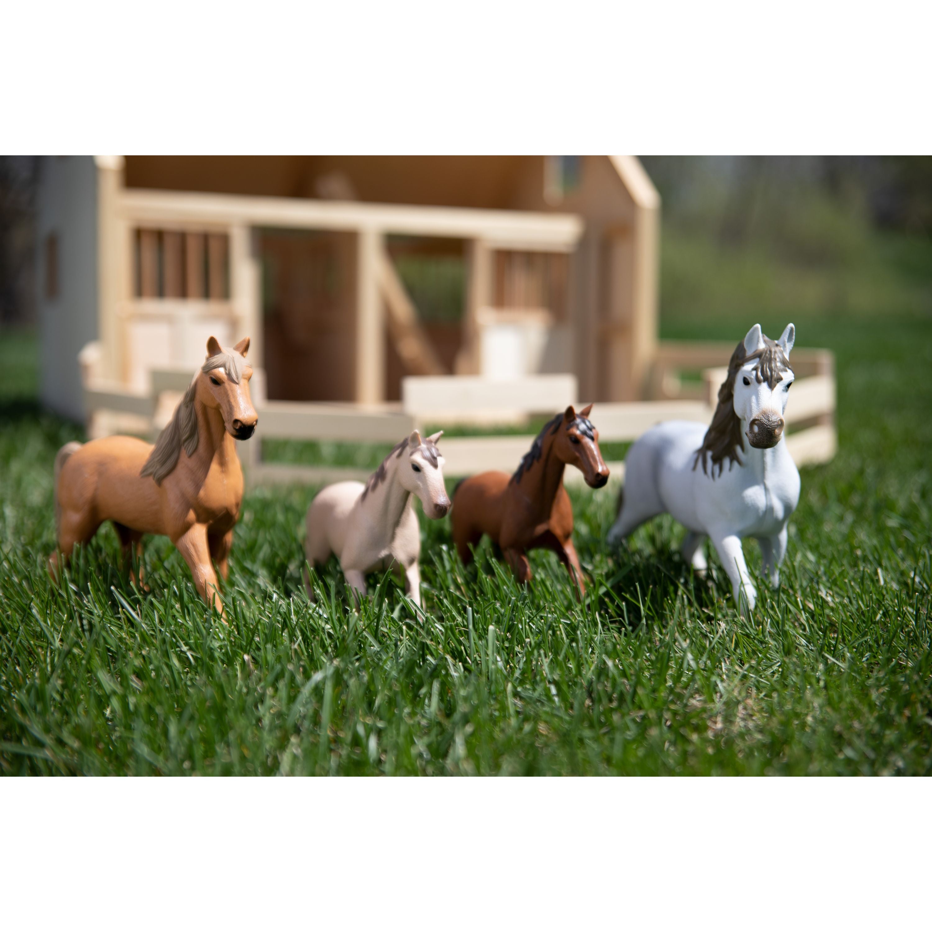 TOMY 4-Piece Countryside Horse Set - Great Deal